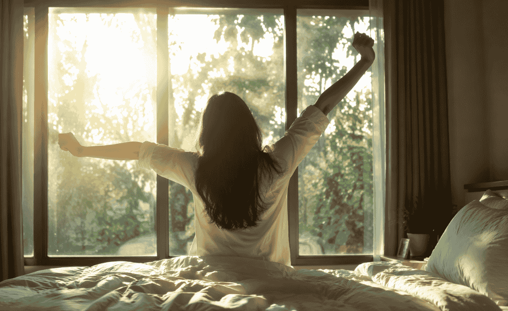 सुबह जल्दी उठने के 10 फायदे (आपकी लाइफ बदल सकते हैं)